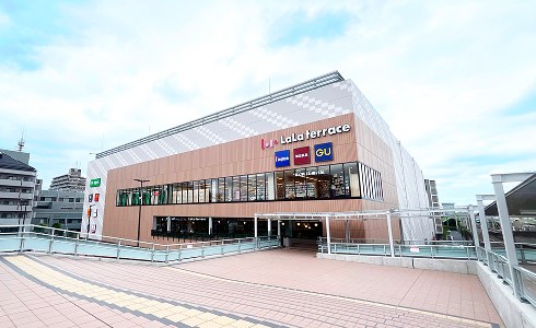 三井ショッピングパーク ららテラス北綾瀬の外観（写真）